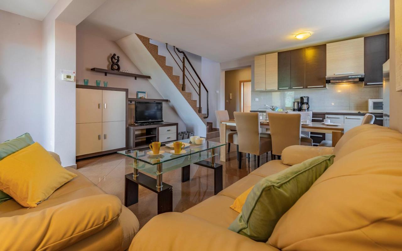 Apartments Istriensonne - Haus Stephan 메덜린 외부 사진