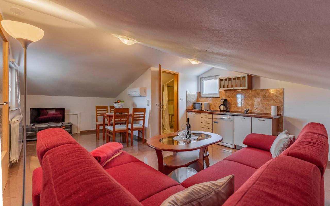 Apartments Istriensonne - Haus Stephan 메덜린 외부 사진