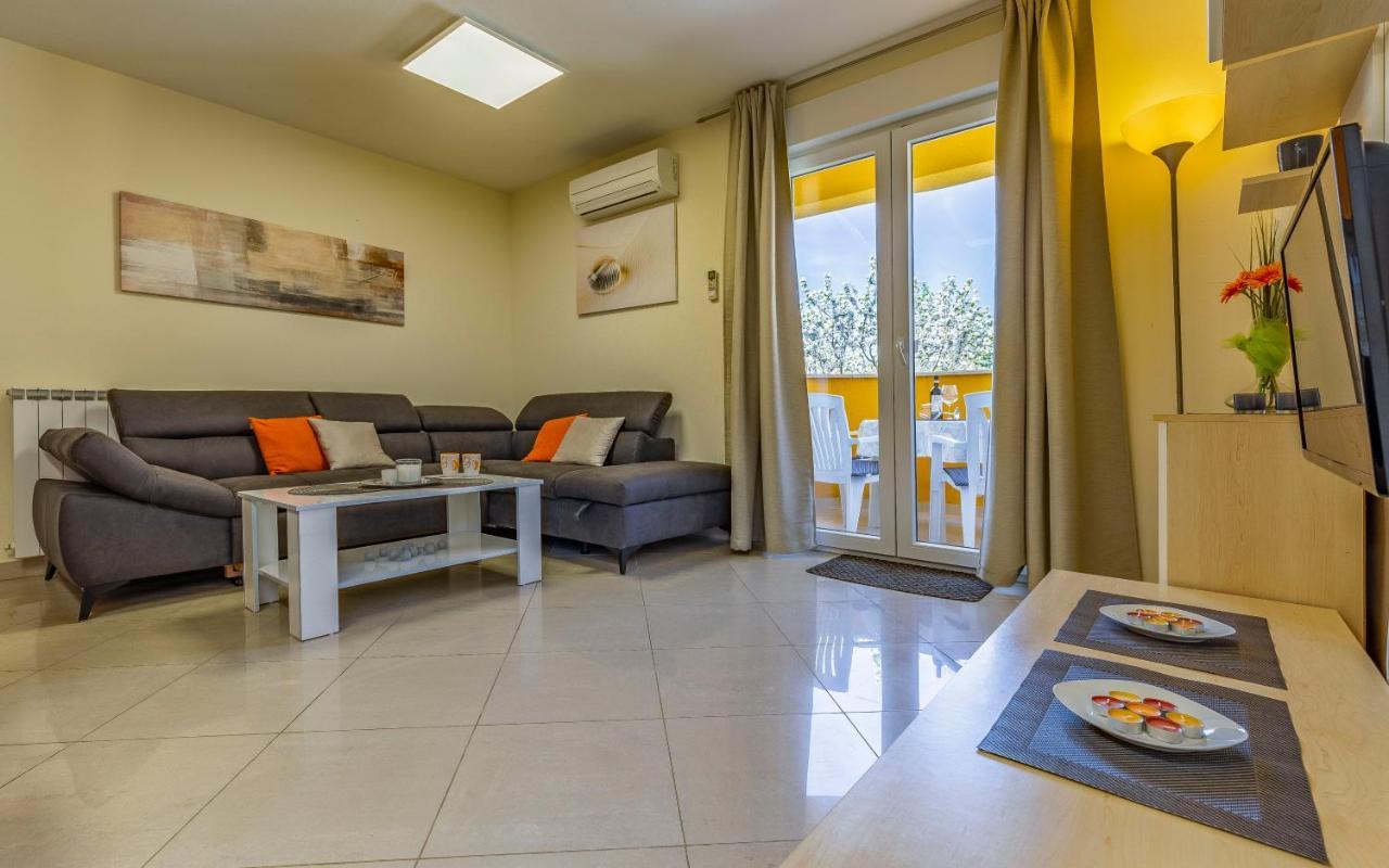 Apartments Istriensonne - Haus Stephan 메덜린 외부 사진