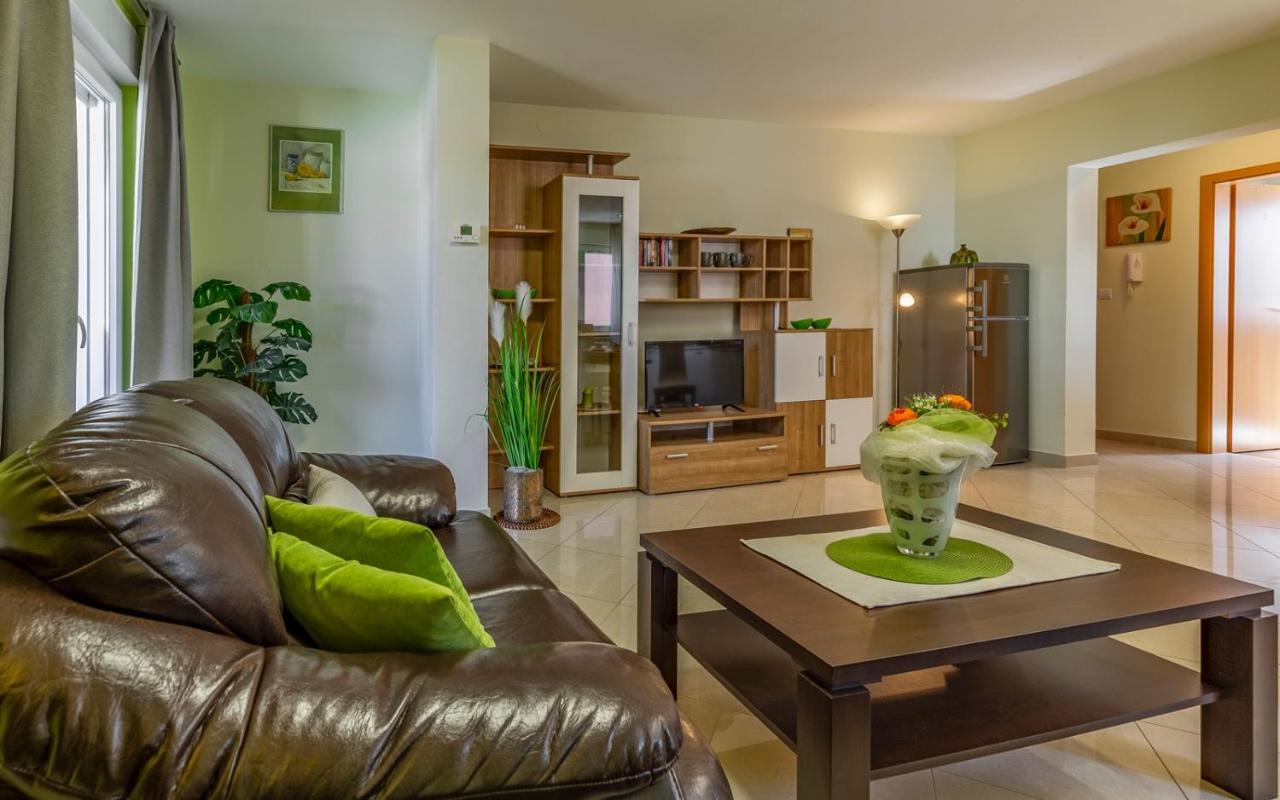 Apartments Istriensonne - Haus Stephan 메덜린 외부 사진