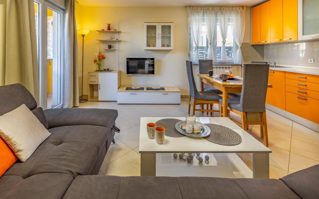 Apartments Istriensonne - Haus Stephan 메덜린 외부 사진