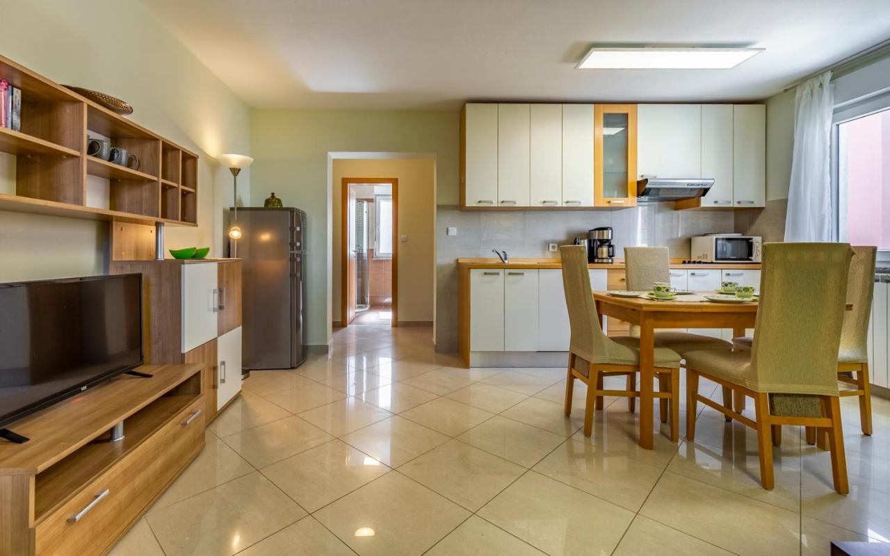 Apartments Istriensonne - Haus Stephan 메덜린 외부 사진