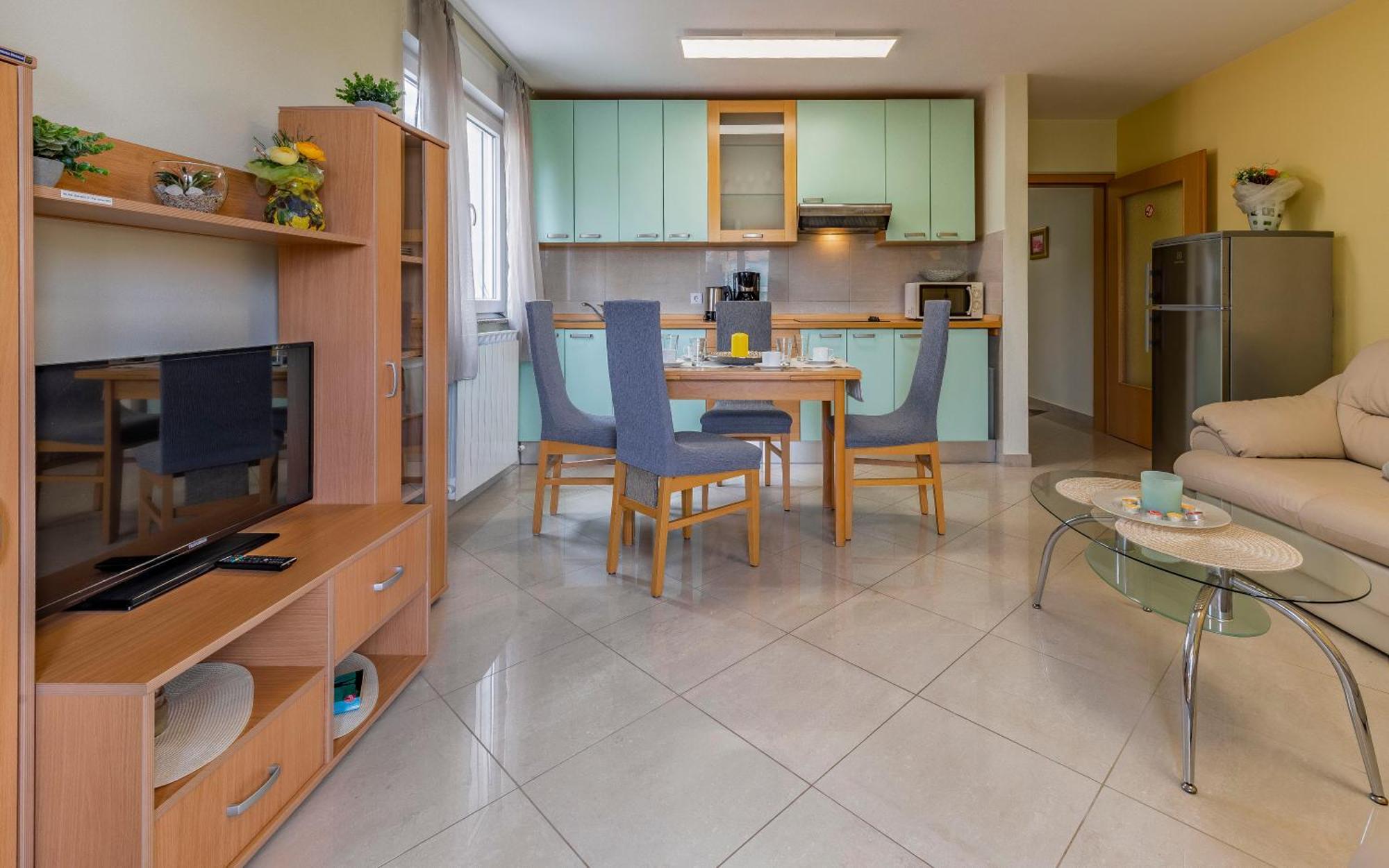 Apartments Istriensonne - Haus Stephan 메덜린 외부 사진